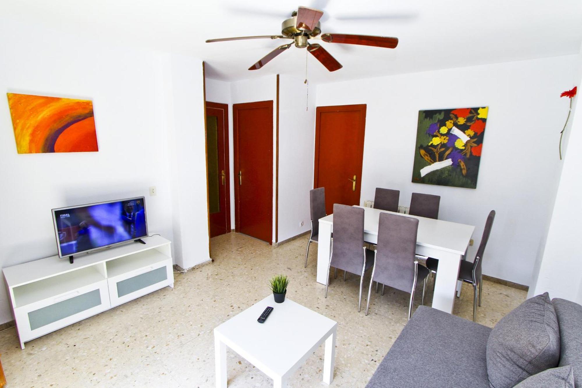 New Eucalyptus Planet Costa Dorada Appartement *